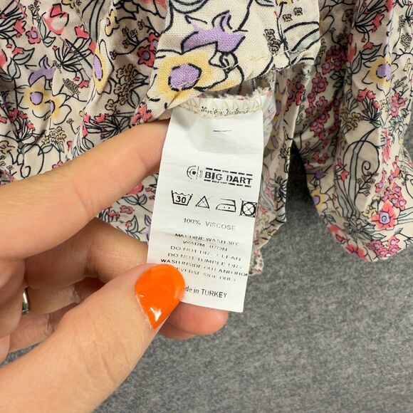 Big Dart Shirt Women 16 Gray Floral Button Up Collared Long Sleeve Casual - Picture 4 of 7